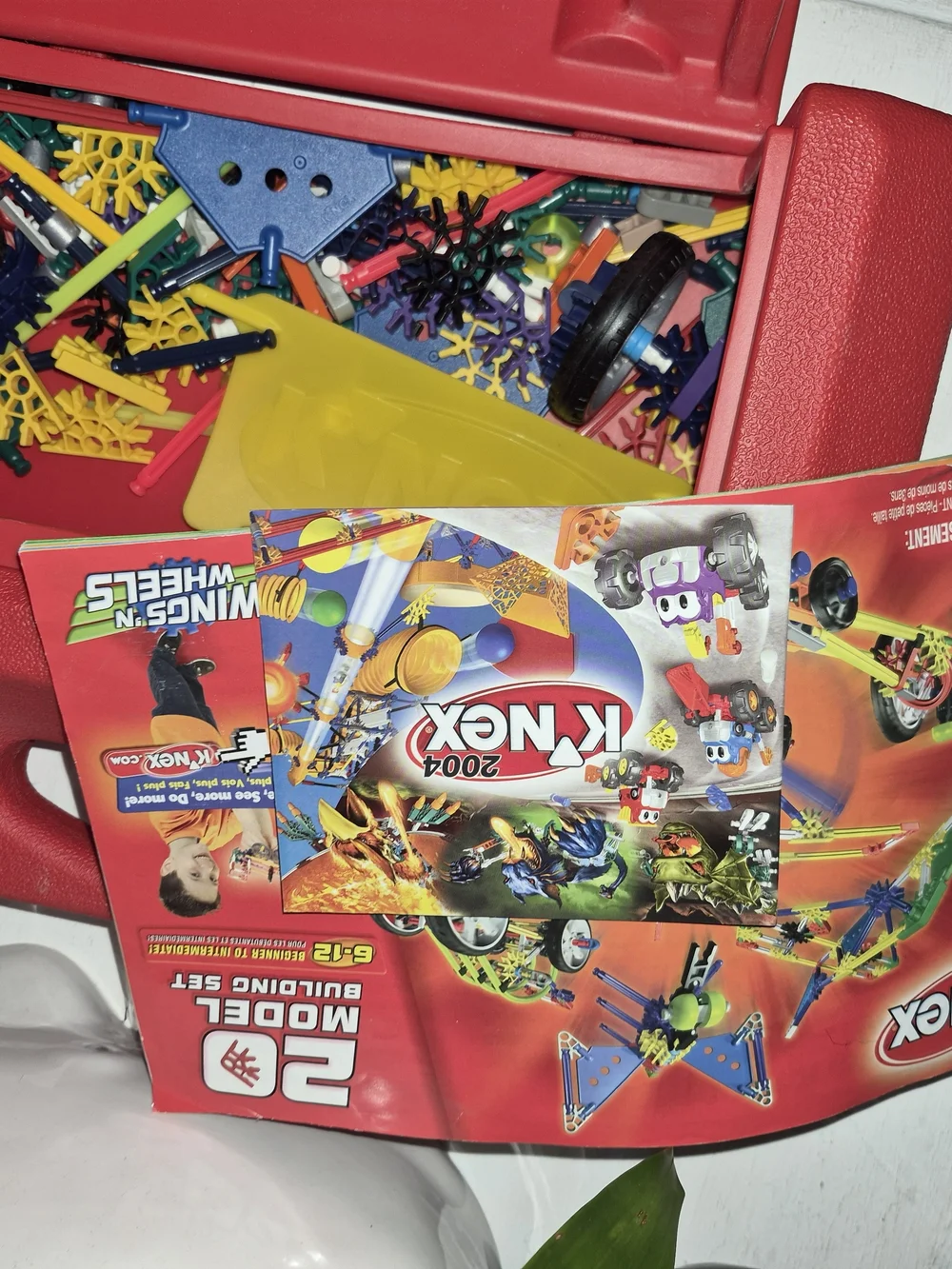 1997 K'NEX hard plastic Case